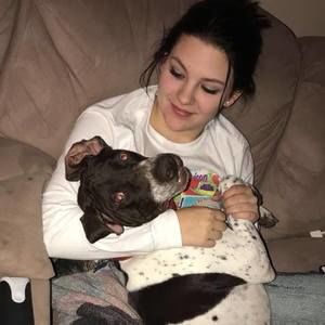 Meet your Posher, Becca